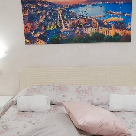 Апартаменты Nonnona House-Napoli Centro Экстерьер фото