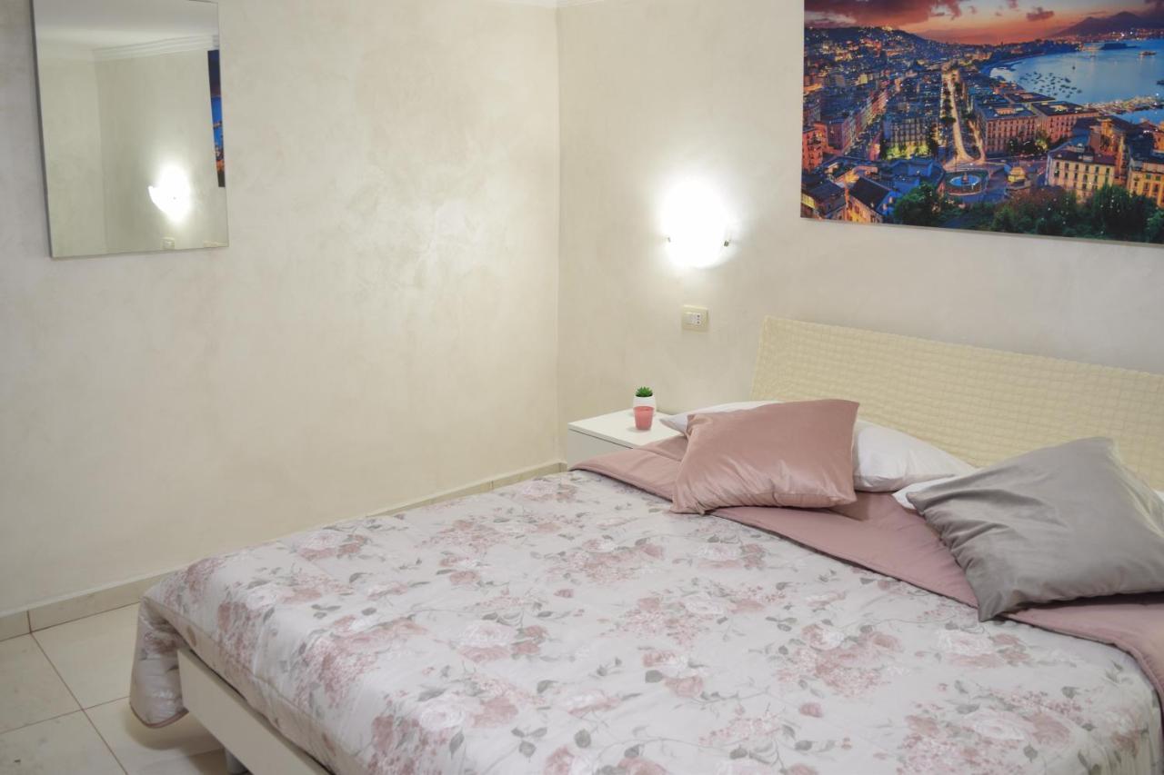 Апартаменты Nonnona House-Napoli Centro Экстерьер фото