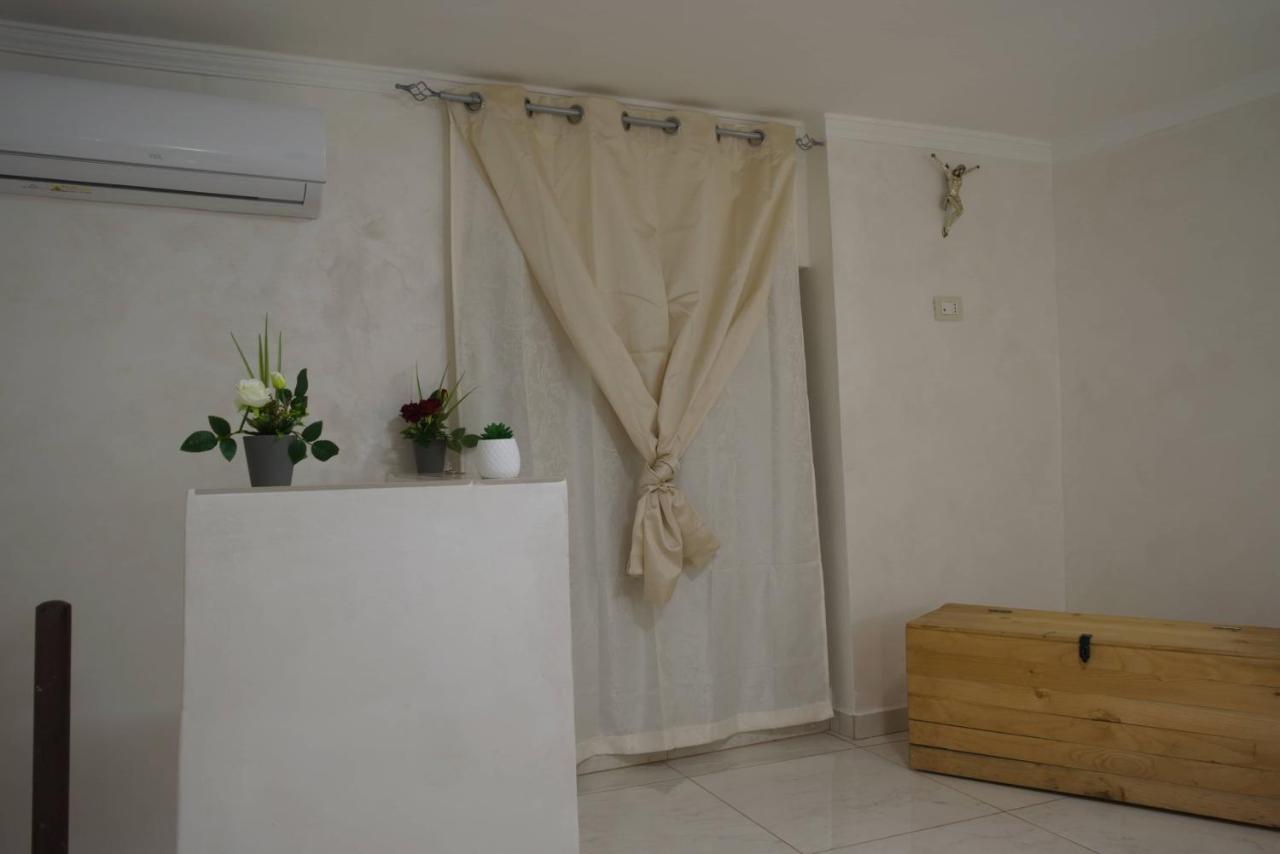 Апартаменты Nonnona House-Napoli Centro Экстерьер фото